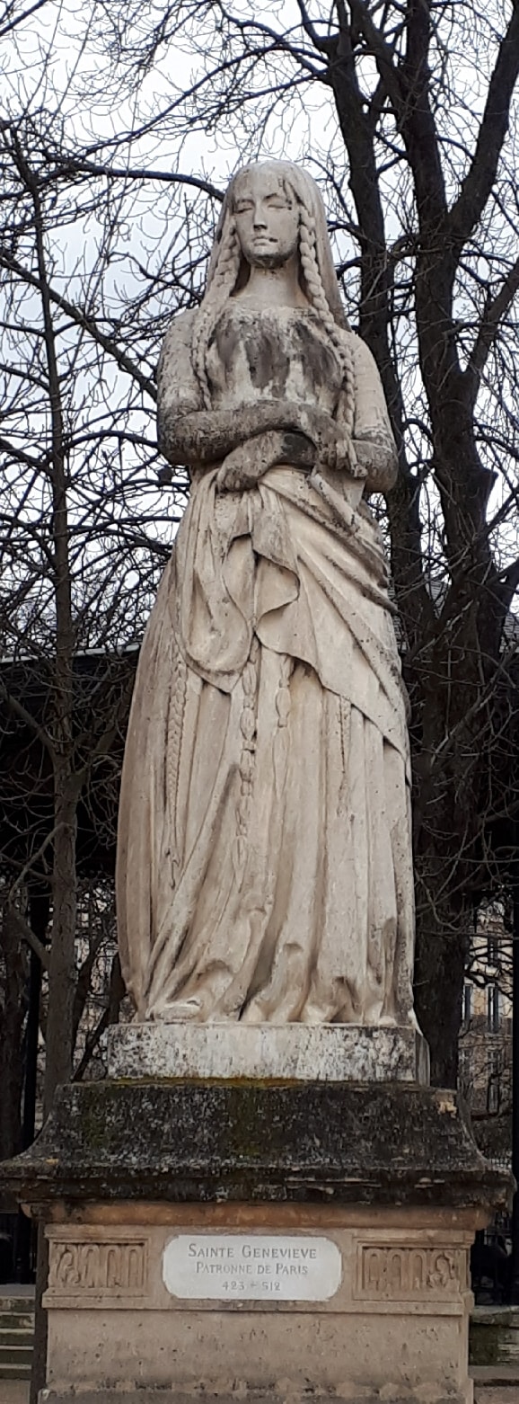 Statue Ste Geneviève_Jardin du Luxembourg